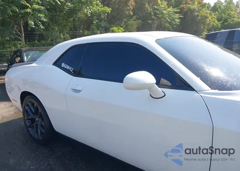 2021 Dodge Challenger R/T из США, поврежденный, VIN 2C3CDZBT4MH590612